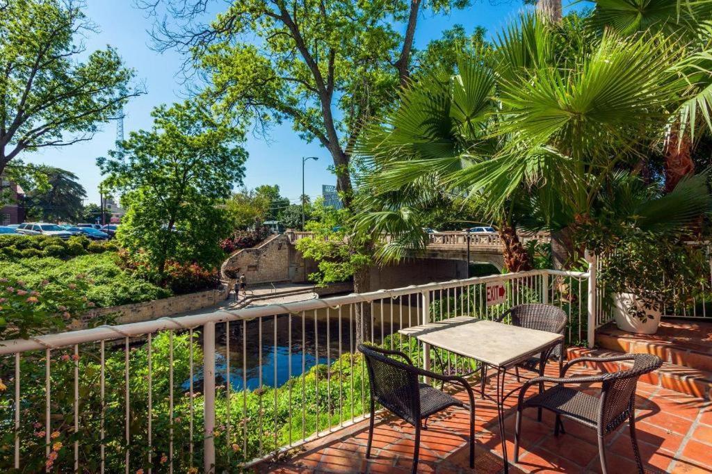 El Tropicano Riverwalk San Antonio Exterior foto